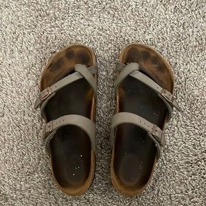 Mayari Birkenstocks